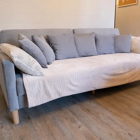 J&d Business In Lage Inklusive Kueche, Waschmaschine, Parkplatz, Tv, Wlan, Netflix *