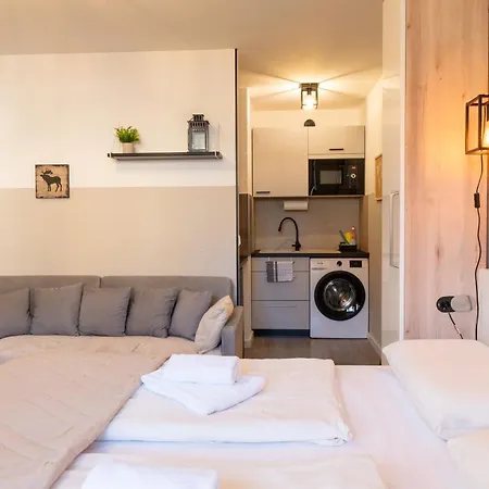 J&d Business In Lage Inklusive Kueche, Waschmaschine, Parkplatz, Tv, Wlan, Netflix * Bielefeld