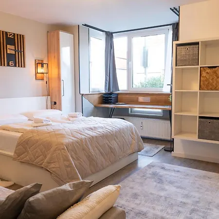 J&d Business In Lage Inklusive Kueche, Waschmaschine, Parkplatz, Tv, Wlan, Netflix Appartamento Bielefeld